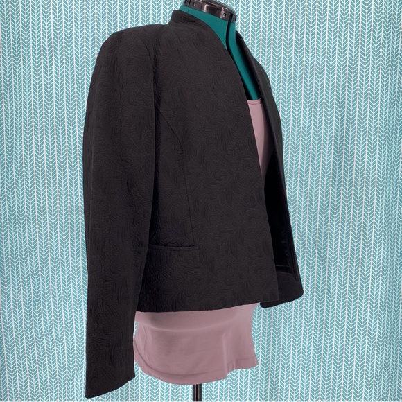 Studio by Liz Claiborne Petite Black Floral Jacquard Open Front Blazer, 16 - Picture 8 of 16